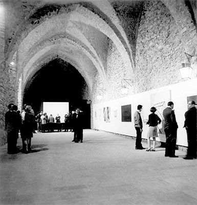 Veduta-installazione-L’impatto-percettivo-Amalfi-Antichi-Arsenali-1967-copyright-Courtesy-Archivio-Lia-Rumma